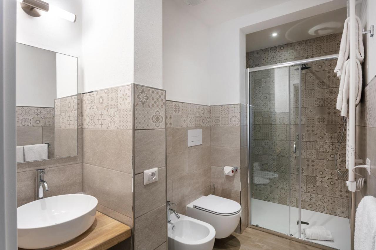 Lungomare Rooms Όλμπια Εξωτερικό φωτογραφία