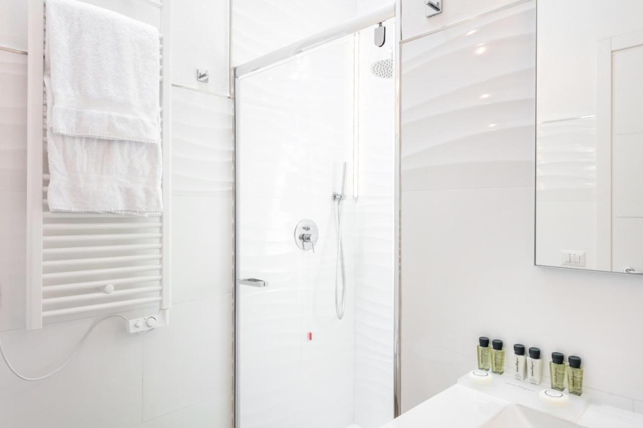 Lungomare Rooms Όλμπια Εξωτερικό φωτογραφία