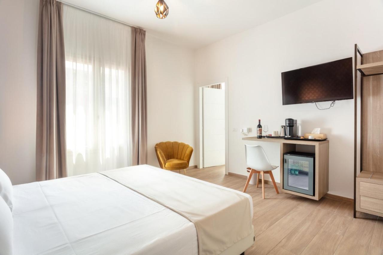 Lungomare Rooms Όλμπια Εξωτερικό φωτογραφία