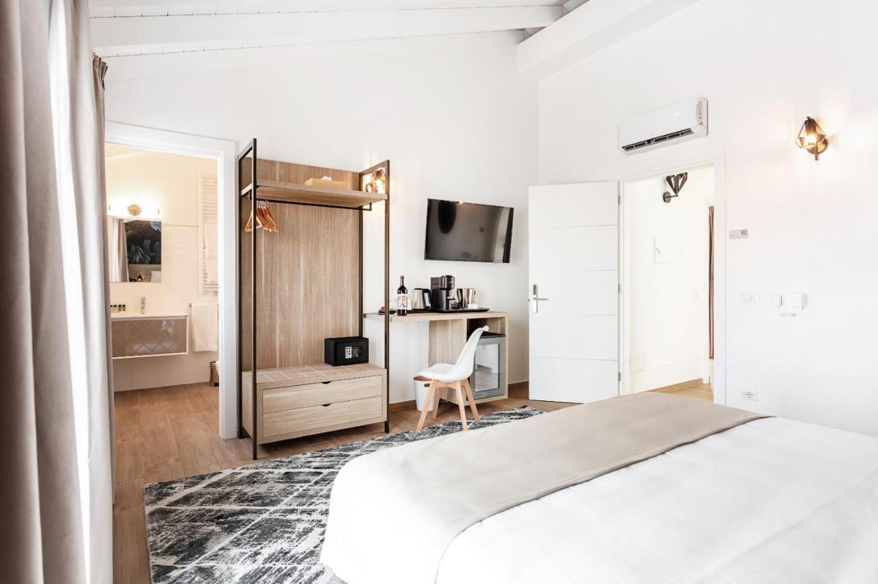 Lungomare Rooms Όλμπια Εξωτερικό φωτογραφία