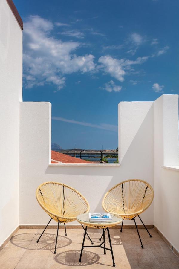 Lungomare Rooms Όλμπια Εξωτερικό φωτογραφία
