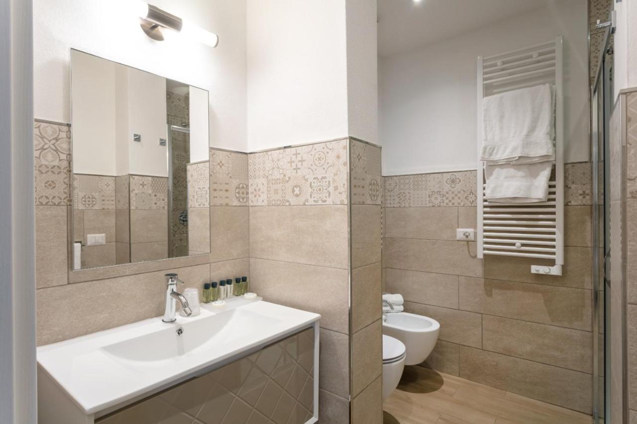 Lungomare Rooms Όλμπια Εξωτερικό φωτογραφία